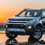 Chevrolet Trailblazer 2021 preto visto desde a dianteira