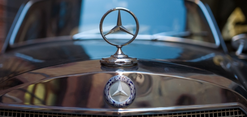 logotipos de carros com significados MERCEDES