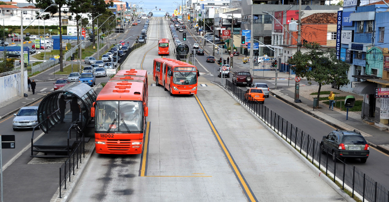 Canaletas de ônibus