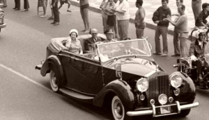 Rolls-Royce presidencial leva Rainha Elizabeth em visita ao Rio de Janeiro (1968) Imagem reprodução